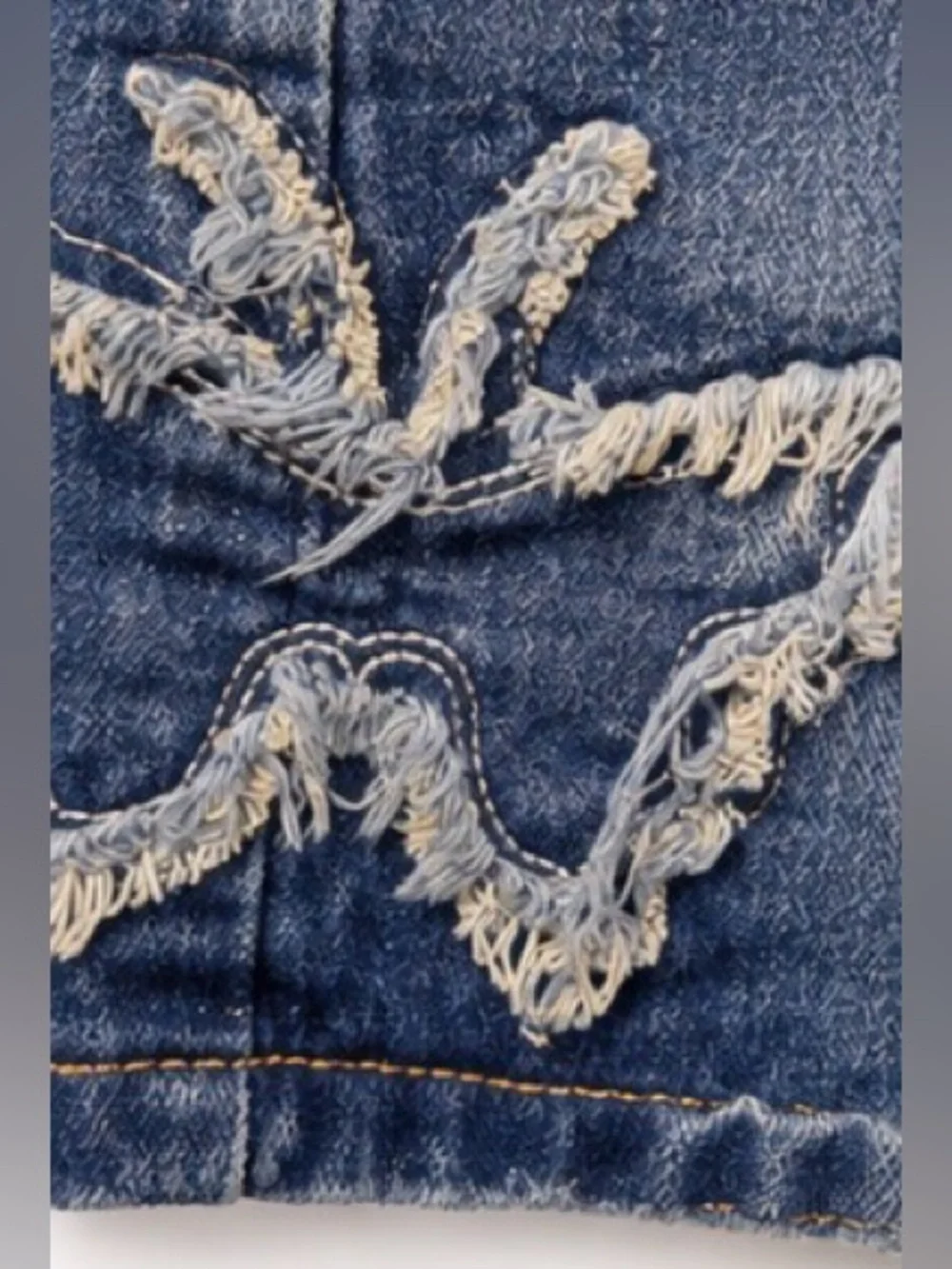 Distressed Denim Cutoff Jean Shorts Boho Chic Frayed Western Festival Y2K, Sz 28